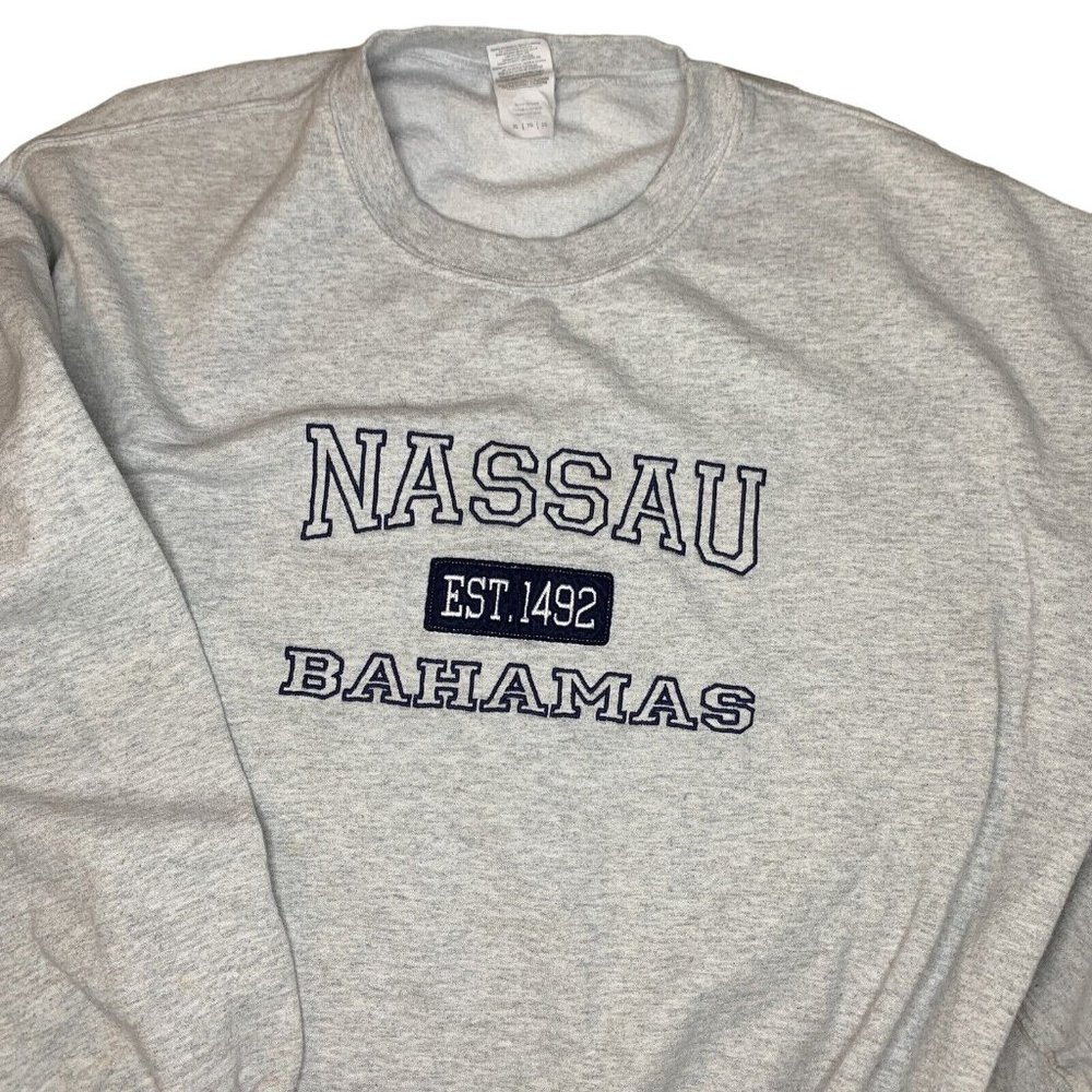 Vintage Nassau Bahamas Sweatshirt Adult Extra Large Gray Crewneck Y2K